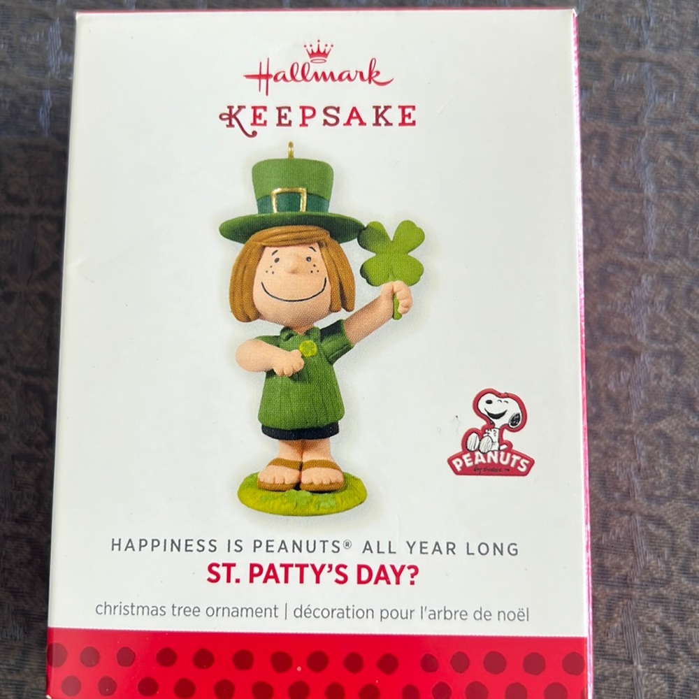 Hallmark keepsake ornament NEW IN BOX “St Pattys Day”